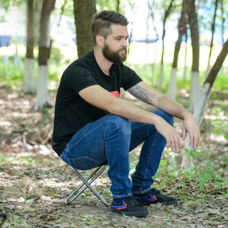 Folding & Collapsible Aluminum Stool