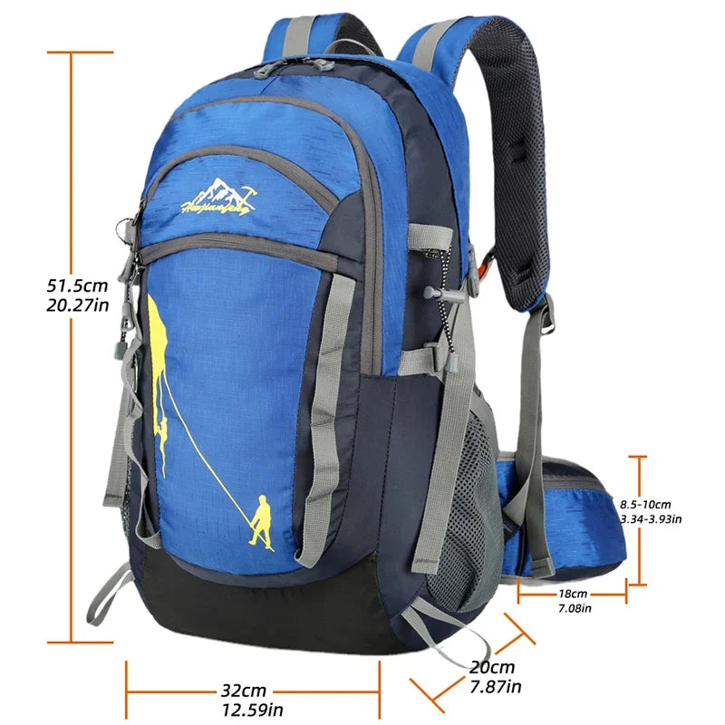 Durable 35L Mountaineering Backpack for All Seasons (inc. 2L water bag)